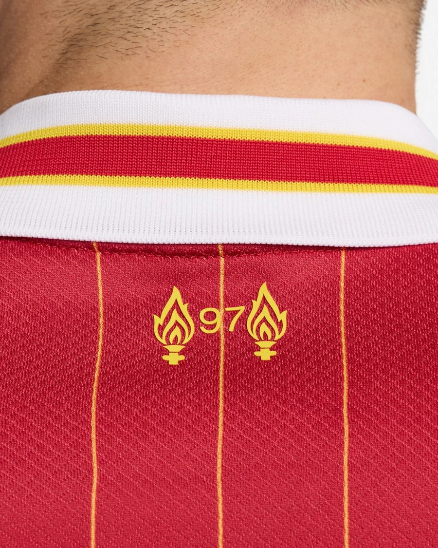 LIVERPOOL 24/25 HOME KIT