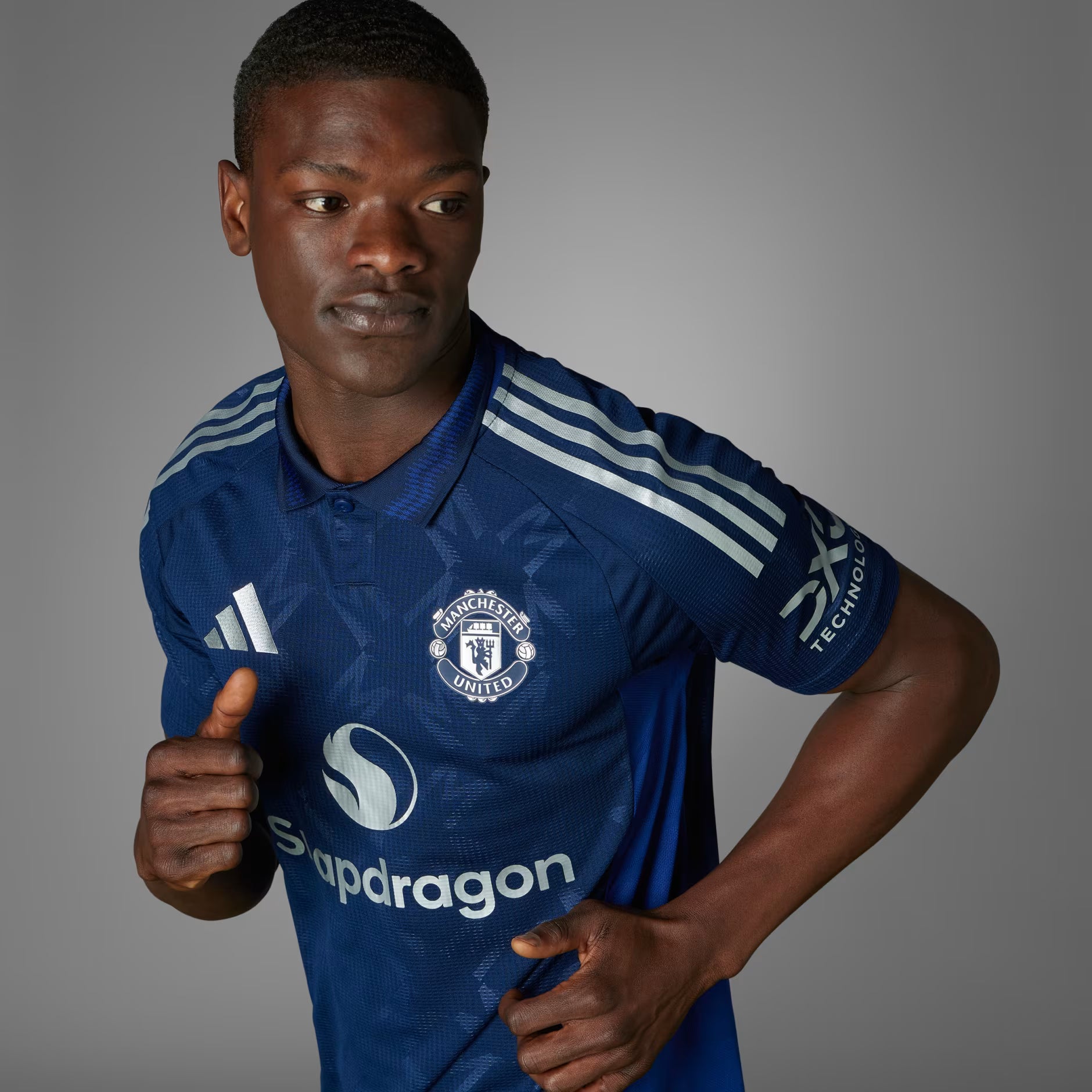 MANCHESTER UNITED 24/25 AWAY KIT