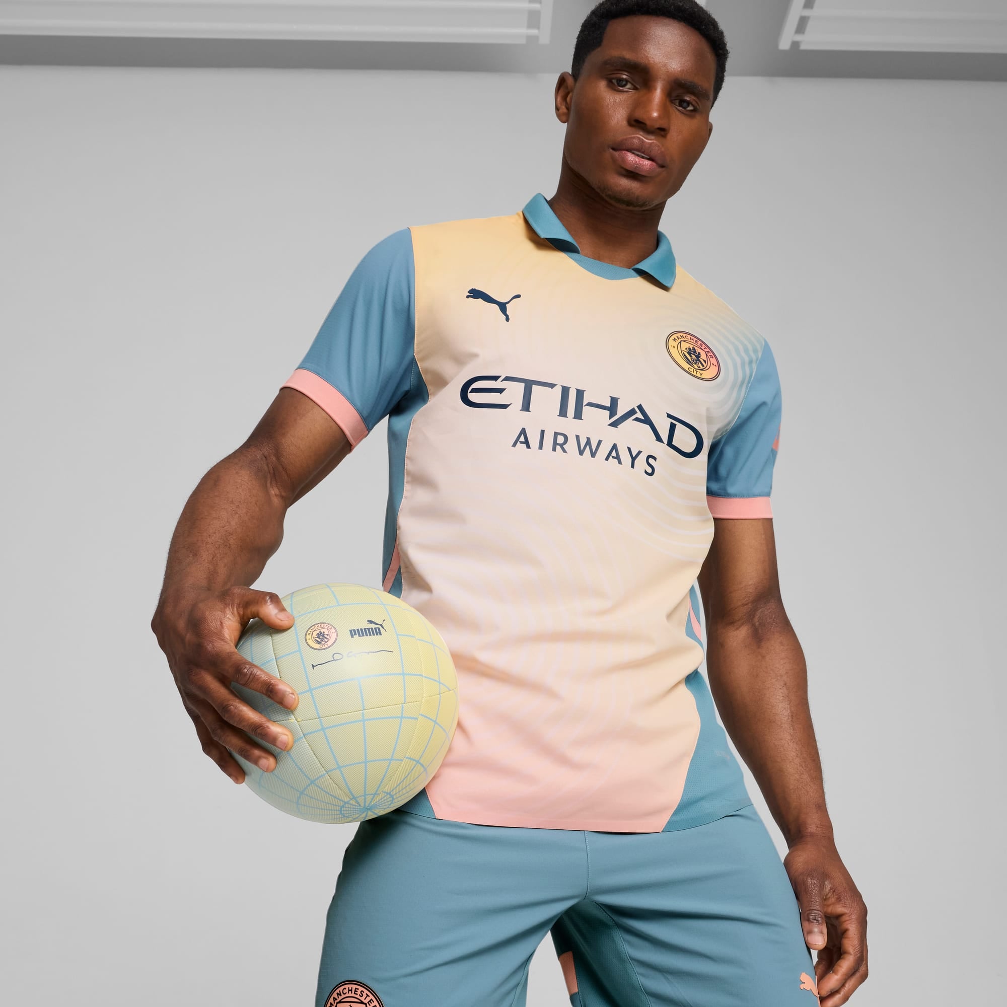 MANCHESTER CITY 24/25 THIRD KIT