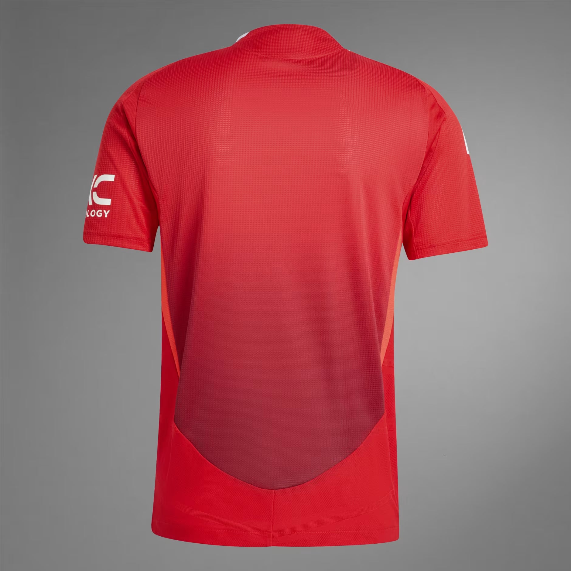 MANCHESTER UNITED 24/25 HOME KIT